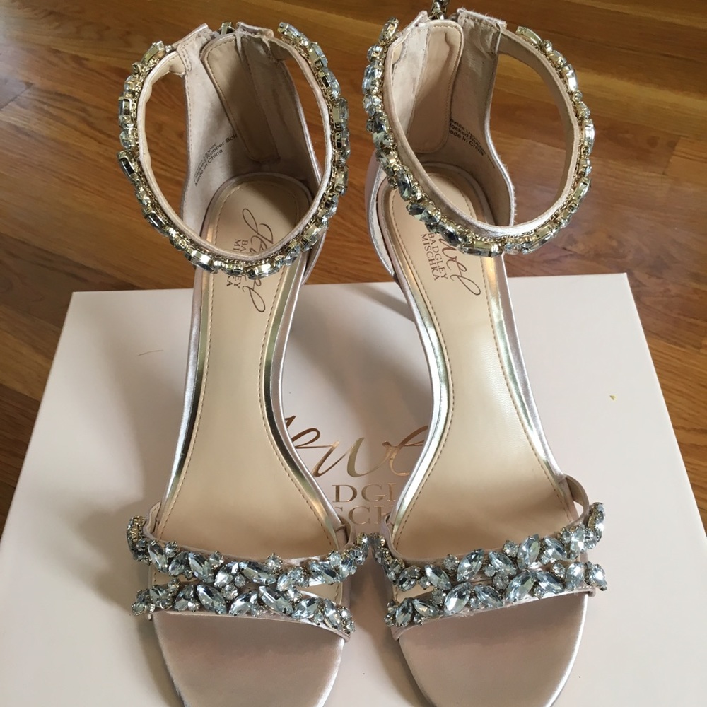 JEWEL By Badgley Mischka shoes, champagne,   7 1/2